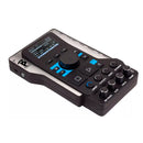 Detalle de los controles del secuenciador BBEAT LE con pantalla táctil visible