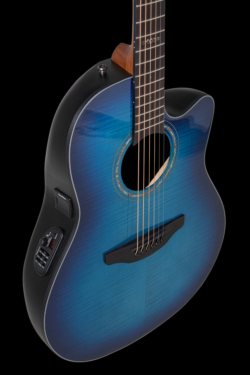 Ovation Celebrity Traditional Plus CS24P-BLFL-G – Guitarra Electroacústica Flamed Maple