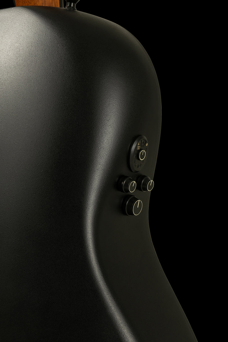 Ovation Pro Series Ultra 1516VRM-G – Guitarra Electroacústica Mid-Depth Vampira Red