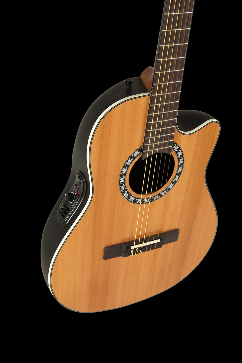 Guitarra Electroacústica Ovation Celebrity Pro Legend de Cuerdas de Nylon 1773AX-4-G