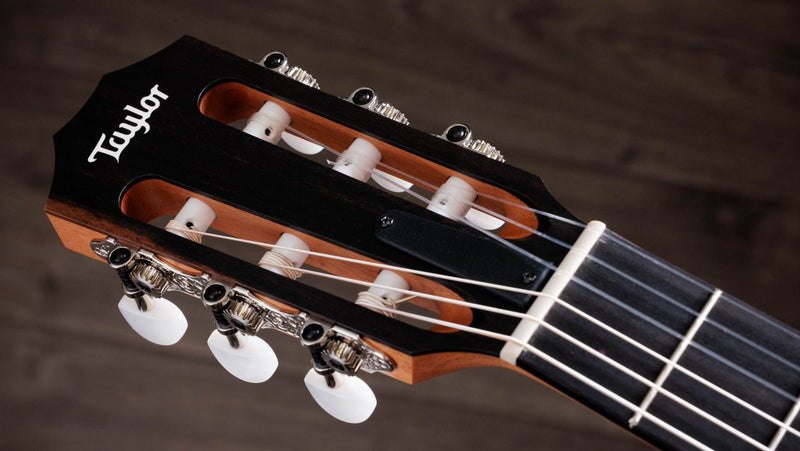 guitarra taylor 212ce plus cuerdas de nylon