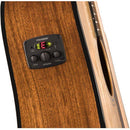 Sistema Fishman integrado con afinador en la Fender CD-140SCE