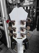 Epiphone Dove Studio Alpine White Edición Limitada – Guitarra Electroacústica Exclusiva