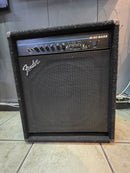 Amplificador Fender M-80 Bass Made in USA con Chorus Integrado | Usado
