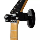 Soporte de guitarra On-Stage GS8130 instalado en una pared