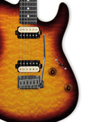 Detalle de tapa quilted maple Honey Burst en guitarra Tagima Grace 700 Cacau Santos