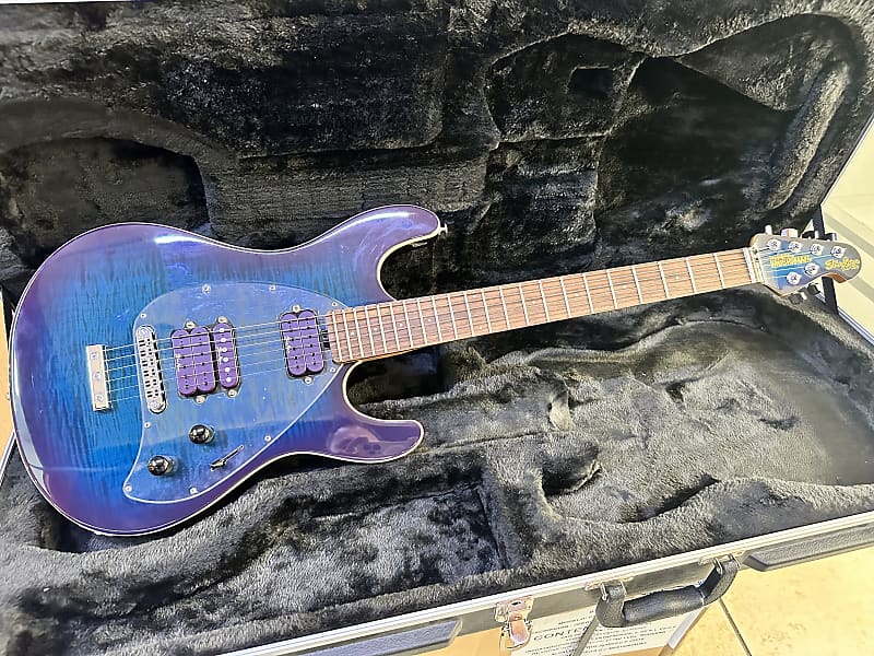 Ernie Ball Music Man Steve Morse Signature Y2D HT 2014 - D.Purple Burst