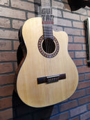 Guitarra Electroacustica La Sevillana UA-2CEQ